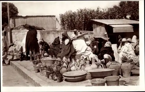 Ak Tanger Marokko, Marchands de Poteries, Marktszene