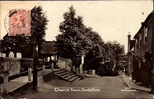 Ak Godstone Surrey England, Church Town