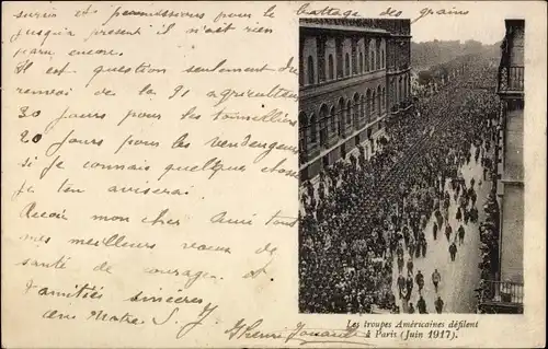 Ak Paris, Les troupes Americains defilent a Paris Juin 1917