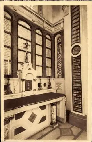 Ak Lisieux Calvados, La Chapelle des Carmelites, Une des Autels