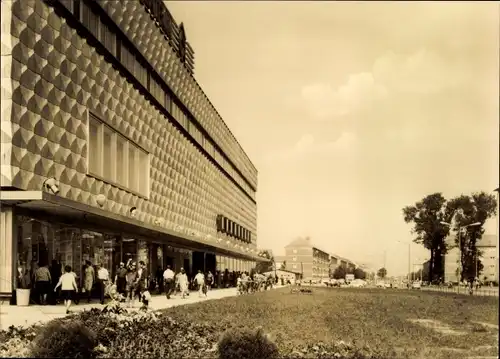 Ak Hoyerswerda Lausitz, Centrum Warenhaus, Außenansicht, Magistrale