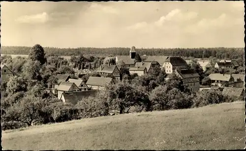 Ak Tautenhain in Thüringen, Panorama vom Ort, Fachwerkhäuser