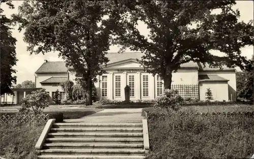 Ak Stadtroda in Thüringen, Kultur und Volkshaus, Außenansicht