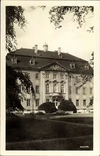 Ak Brandis in Sachsen, Finanzschule, Außenansicht