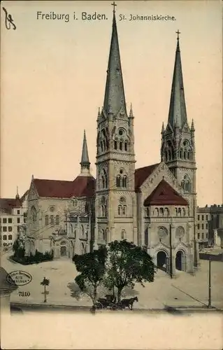 Ak Freiburg im Breisgau, St. Johanniskirche, Außenansicht, Kutsche