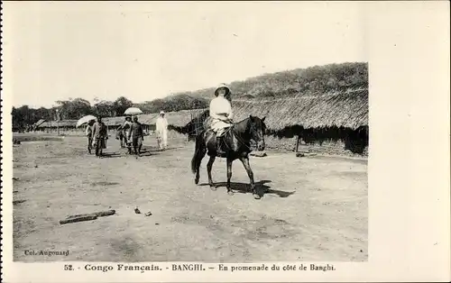 Ak Banghi Republik Kongo Französisch Kongo, Kolonisten auf Pferd im Ort