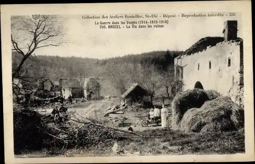 Ak Anozel Vosges, La Vie dans les ruines