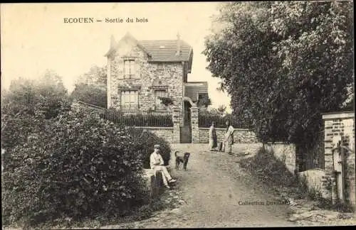 Ak Ecouen Val d’Oise, Sortie du bois