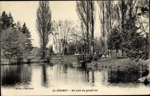 Ak Le Vésinet Yvelines, un coin du grand lac, rive, gens