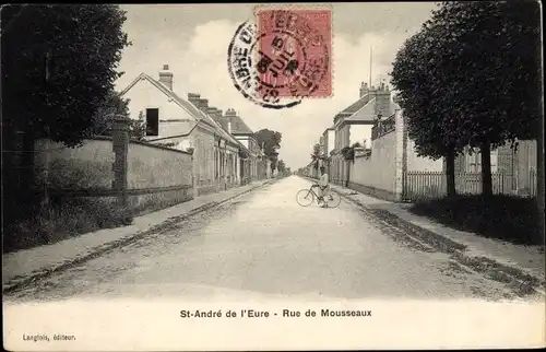 Ak Saint André de l'Eure Eure, Rue de Mousseaux, Homme à bicyclette