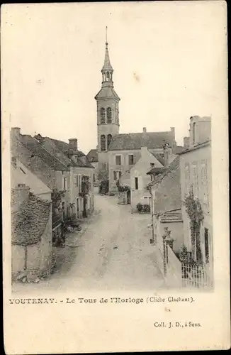 Ak Voutenay sur Cure Yonne, Le Tour de l'Horloge