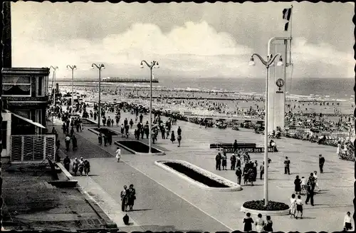 Ak Blankenberghe Blankenberge Westflandern, La Digue, Strandpromenade