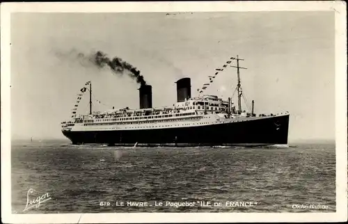 Ak Paquebot Ile de France, Dampfschiff in voller Fahrt, CGT, French Line