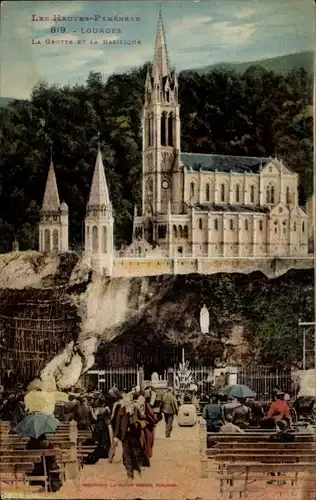 Ak Lourdes Hautes Pyrénées, La Grotte et la Basilique
