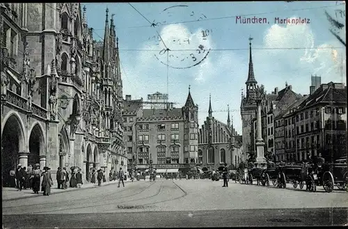 Ak München Bayern, Marienplatz, Straßenszene, Kutschen