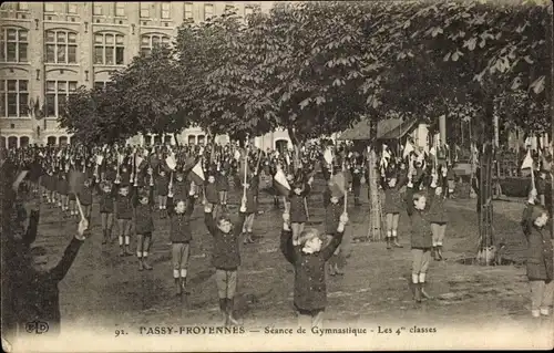 Ak Froyennes Tournai Wallonien Hennegau, Séance de Gymnastique, Les 4 classes