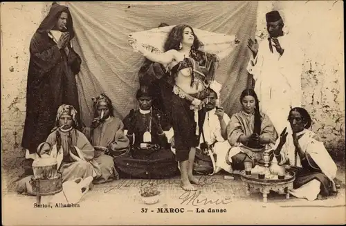 Ak Marokko, la Danse du Foulard, arabische Tänzerin, Busen