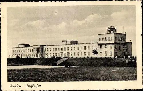 Ak Dresden Nord Klotzsche, Blick auf den Flughafen, Frontansicht