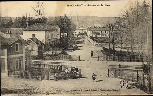 Ak Baccarat Meurthe et Moselle, Avenue de la Gare