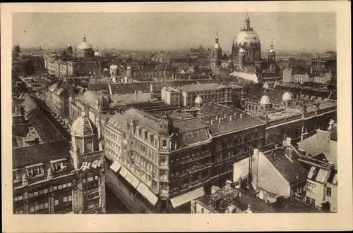 Ak Berlin, Blick vom Rathaus über die Dächer der Stadt, Dom