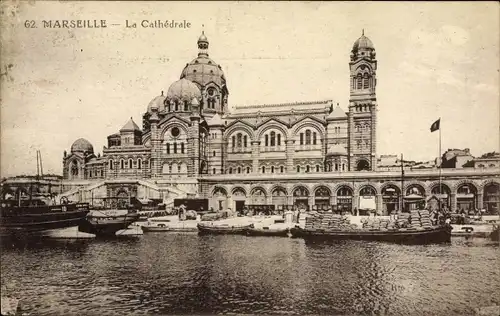 Ak Marseille Bouches du Rhône, La Cathédrale