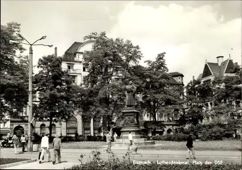 Ak Lutherstadt Eisenach in Thüringen, Lutherdenkmal, Platz der DSF