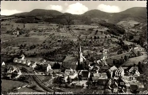 Ak Oberharmersbach im Schwarzwald Baden, Ortsansicht mit Umgebung