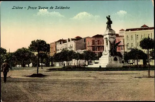 Ak Lissabon Portugal, Praca Duque de Saldanha, Blick auf den Platz, Denkmal