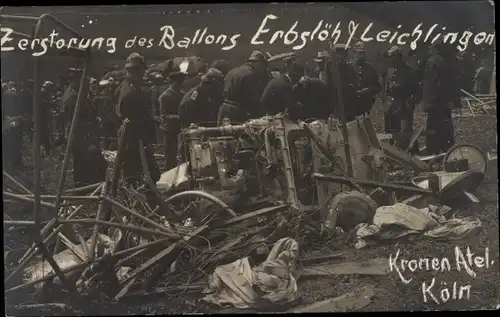 Foto Ak Leichlingen im Rheinland, Zerstörung des Ballons Erbslöh