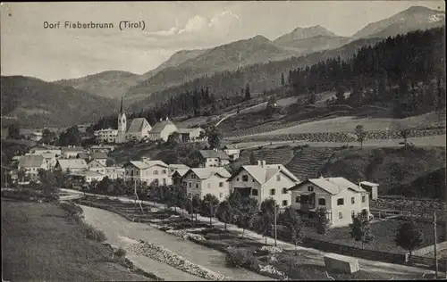 Ak Fieberbrunn in Tirol, Gesamtansicht