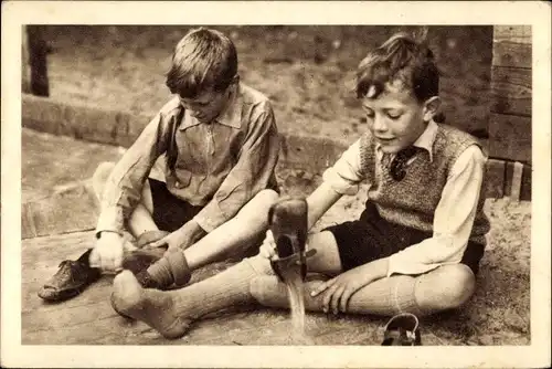 Ak Schiermonnikoog Friesland Niederlande, Vacantie-Koloniehuis Elim, Zwei Jungen