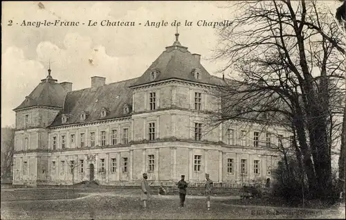 Ak Ancy le Franc Yonne, Le Chateau, Angle de la Chapelle