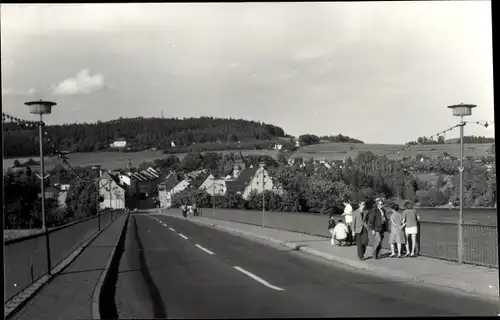 Foto Ak Saalburg in Thüringen, Teilansicht mit Brücke