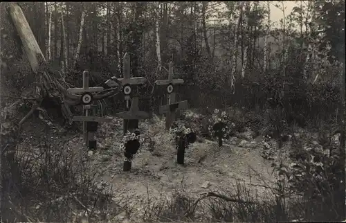 Foto Ak Gräber von französischen Soldaten, Soldatengräber, I WK