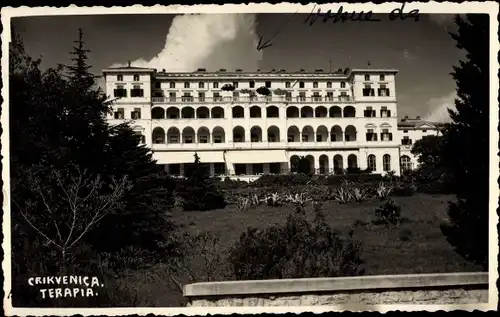 Foto Ak Crikvenica Kroatien, Terapia, Gebäudeansicht, Park