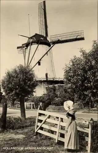 Ak Hollandsch Molenlandschap, Windmühle, Frau in Tracht