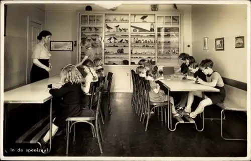 Ak Rolde Drenthe Niederlande, Chr. Vacantie Koloniehuis 't Ruige Veld, Speelzaal