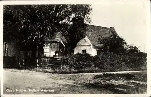 Ak Hollum Ameland Friesland Niederlande, Oude Huisjes