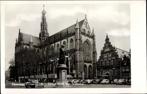 Ak Haarlem Nordholland Niederlande, Grote Markt, Grote Kerk, Vieeshal, Kirche, Denkmal