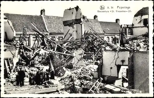 Ak Poperinge Westflandern, Zerstörtes Haus, Ruine, Trümmer