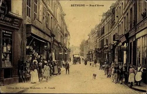 Ak Béthune Pas de Calais, Rue d'Arras