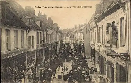 Ak Notre Dame de Liesse Aisne, Arrivee des Pèlerins