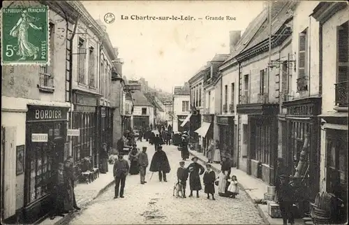 Ak La Chartre sur Loir Sarthe, Grande Rue, Bordier