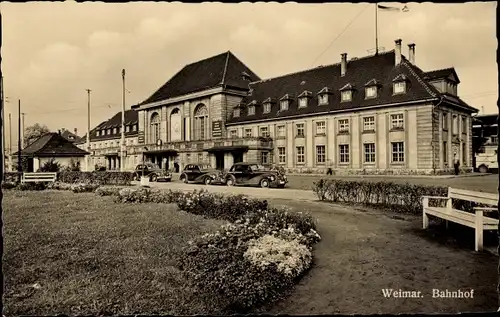 Ak Weimar in Thüringen, Blick auf den Bahnhof