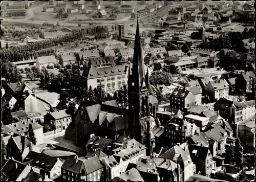 Ak Gladbeck im Ruhrgebiet Westfalen, Lambertikirche, Fliegeraufnahme