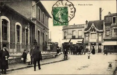 Ak Houilles Yvelines, Place de la Gare