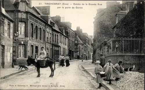 Ak Tinchebray Orne, Entree de la Grande Rue par la porte de Condé