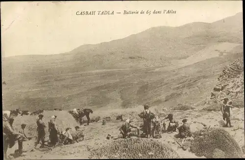 Ak Kasbah Tadla Marokko, Batterie de 65 dans l'Atlas