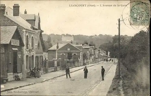 Ak Liancourt Oise, L'Avenue de la Gare