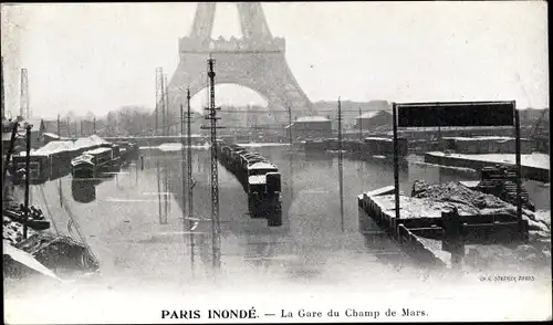 Ak Paris, Inondation, Crue, Janvier 1910, La Gare du Champ de Mars